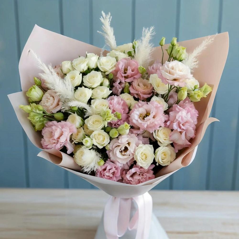 Букет цветов из: Альстромерии и Розы в Болотном