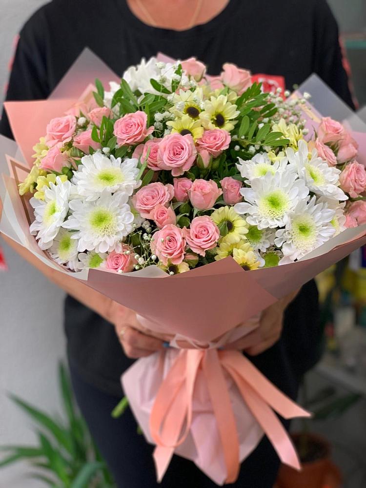 Букет цветов из: Розы и Хризантемы в Болотном