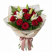 Букет цветов из:  Лилии и Розы #REPLACE_PRED# Болотном