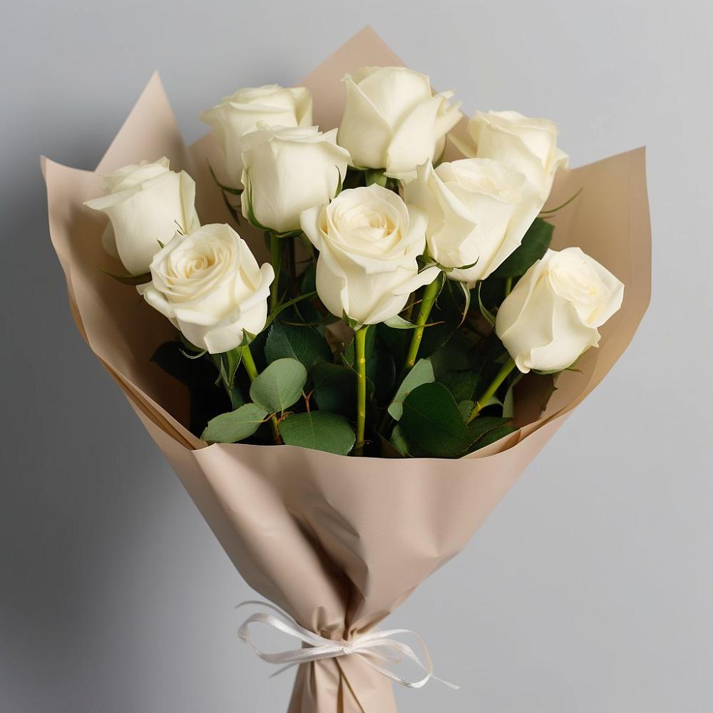 Букет 9 Белых роз Эдлесс Лав в Болотном