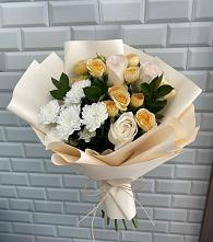 Букет цветов из:  Розы и Хризантемы в Болотном