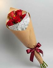 Букет цветов из:  Розы в Болотном