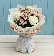 Букет цветов из:  Розы в Болотном