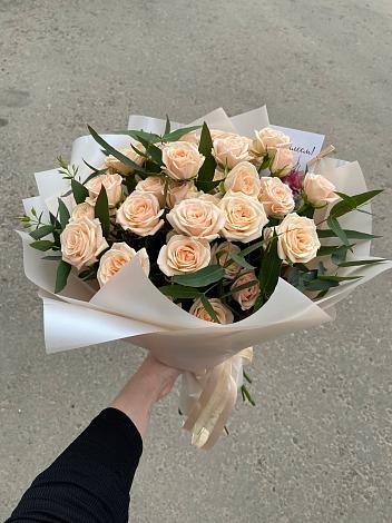 Букет Кремовые розы Латте в Болотном