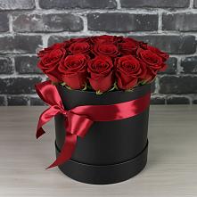 Цветочная композиция из Розы в шляпной коробке в Болотном