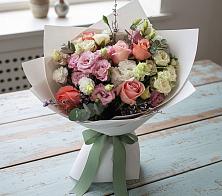 Букет цветов из:  Розы, Лизиантусы и Гвоздики в Болотном