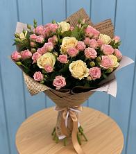 Букет цветов из:  Розы в Болотном