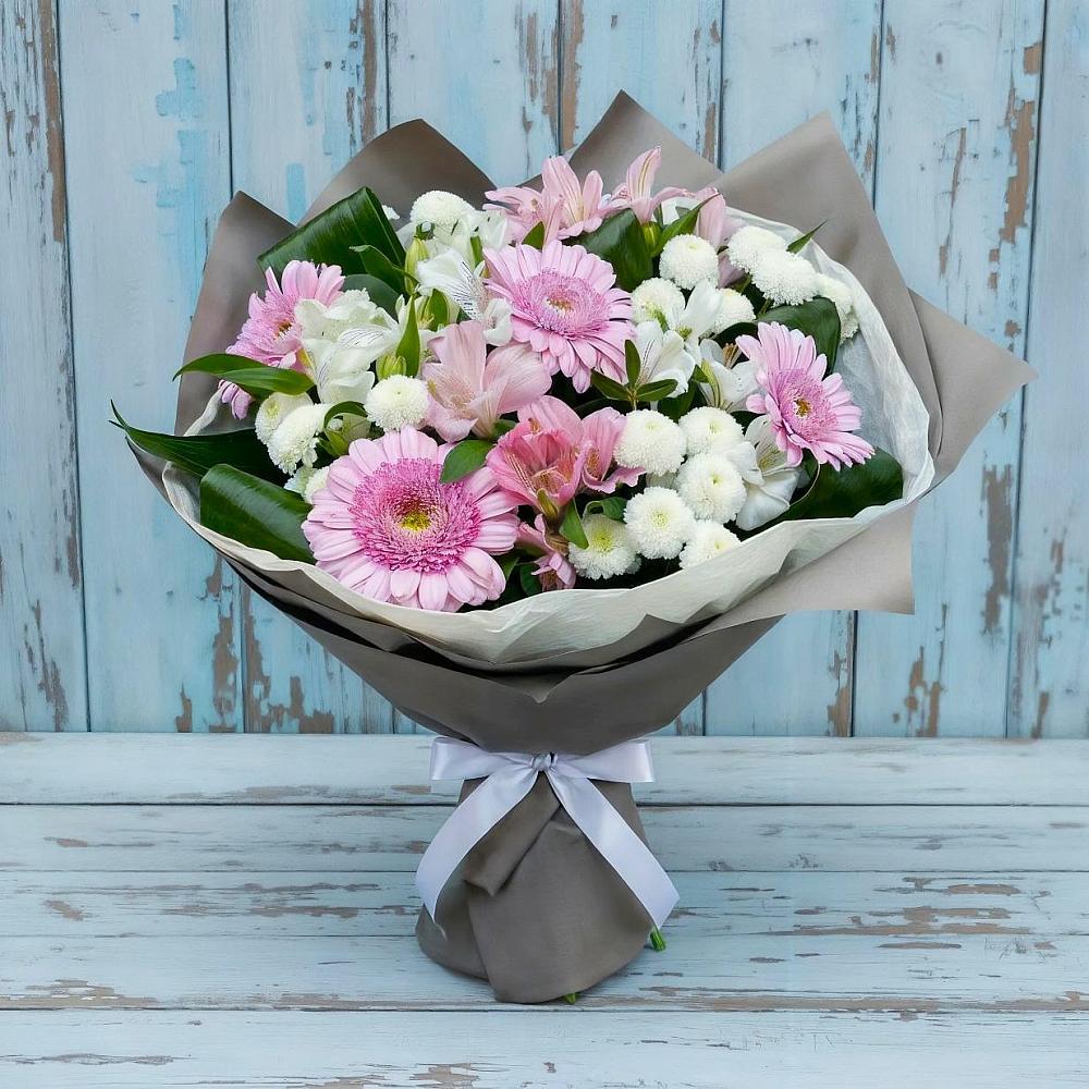 Букет цветов из: Герберы, Альстромерии и Хризантемы в Болотном