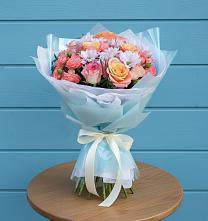 Букет цветов из:  Хризантемы и Розы в Болотном