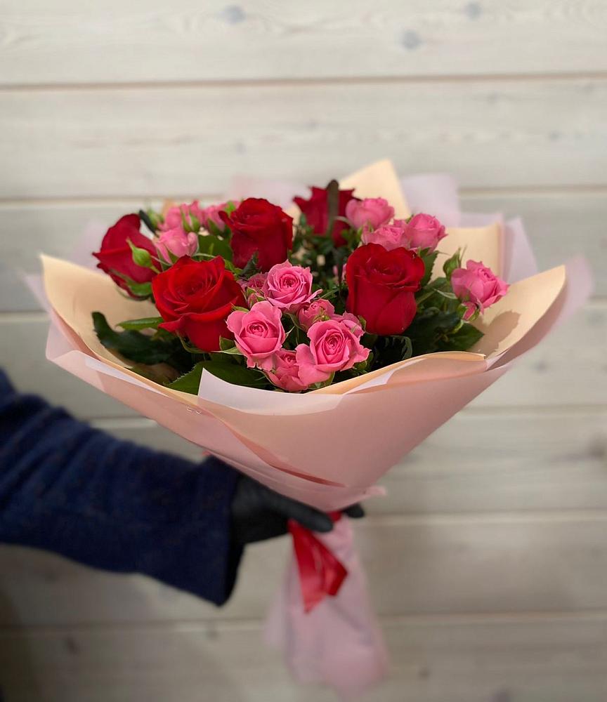 Букет цветов из: Розы в Болотном