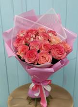 Букет 15 Розовых роз Равель #REPLACE_PRED# Болотном
