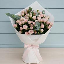 Букет цветов из:  Розы в Болотном