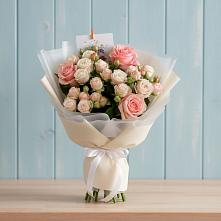 Букет цветов из:  Розы в Болотном