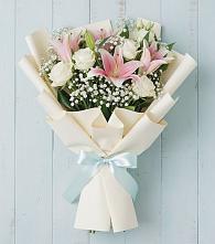 Букет цветов из:  Лилии в Болотном