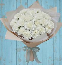 Букет цветов из:  Гвоздики в Болотном