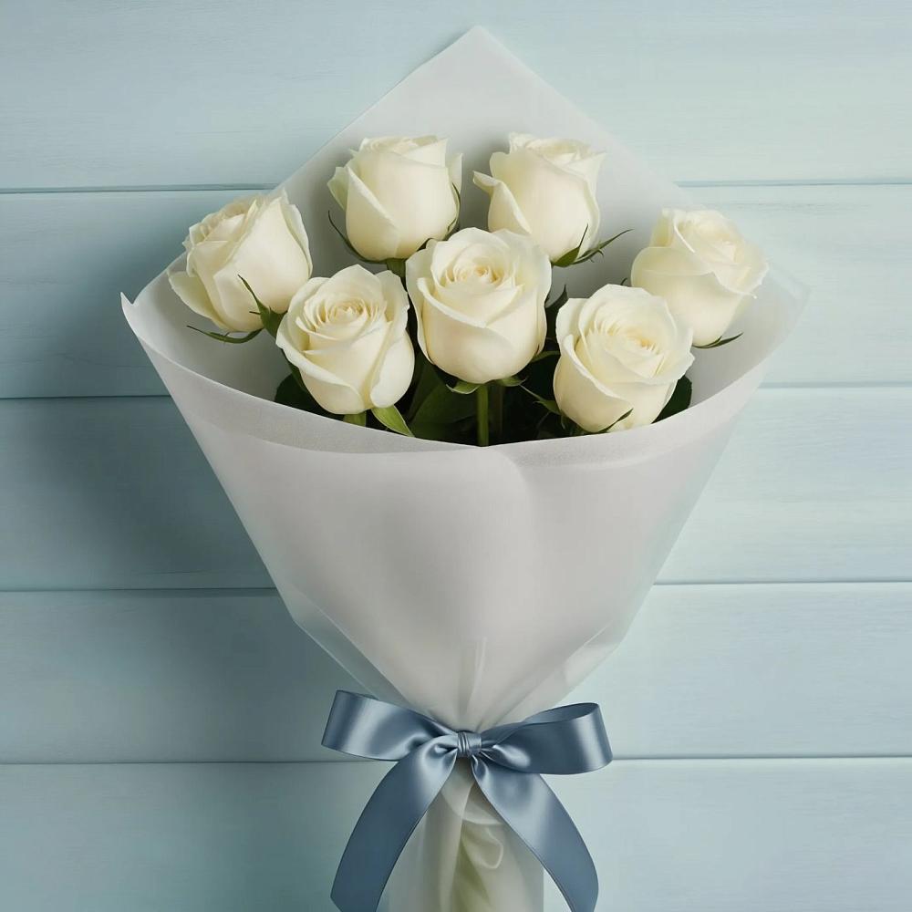 Букет 7 Белых роз Эдлесс Лав в Болотном